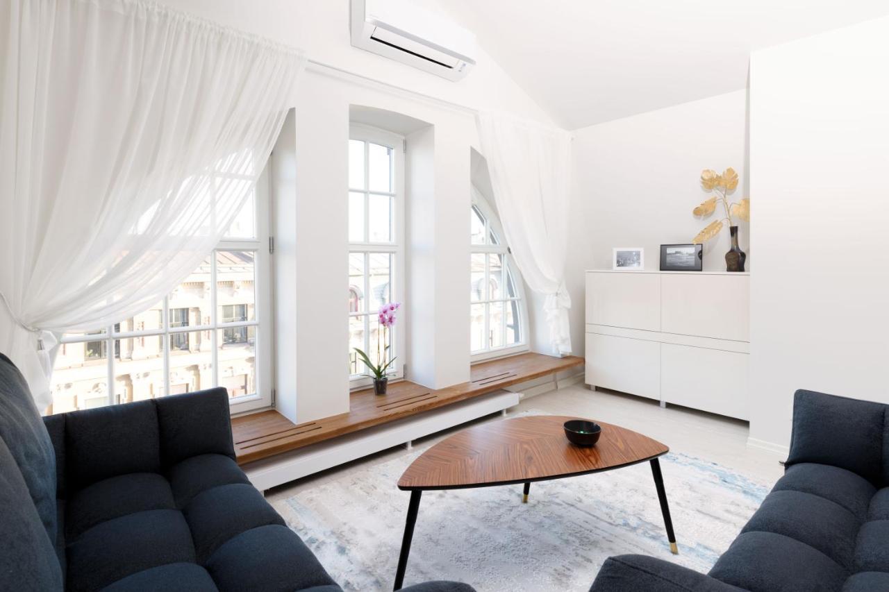 Appartement Bright Attic Flat In The Centre à Riga Extérieur photo